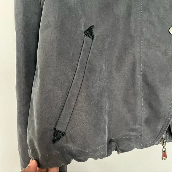 Unique spring jacket - Picture 13 of 15